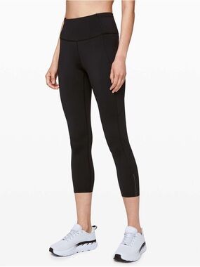 Lululemon Fast and Free crop size 4